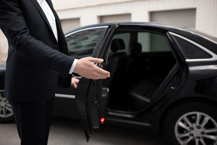 Why Hire a Private Chauffeur Service